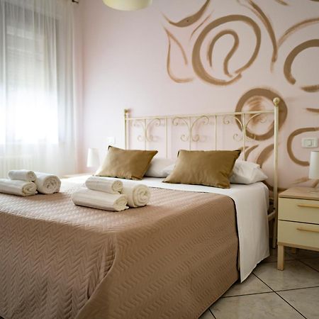 Casa Vacanze La Petite - Delizioso Bilocale A Due Passi Da Centro E Mare Porto Recanati Eksteriør billede