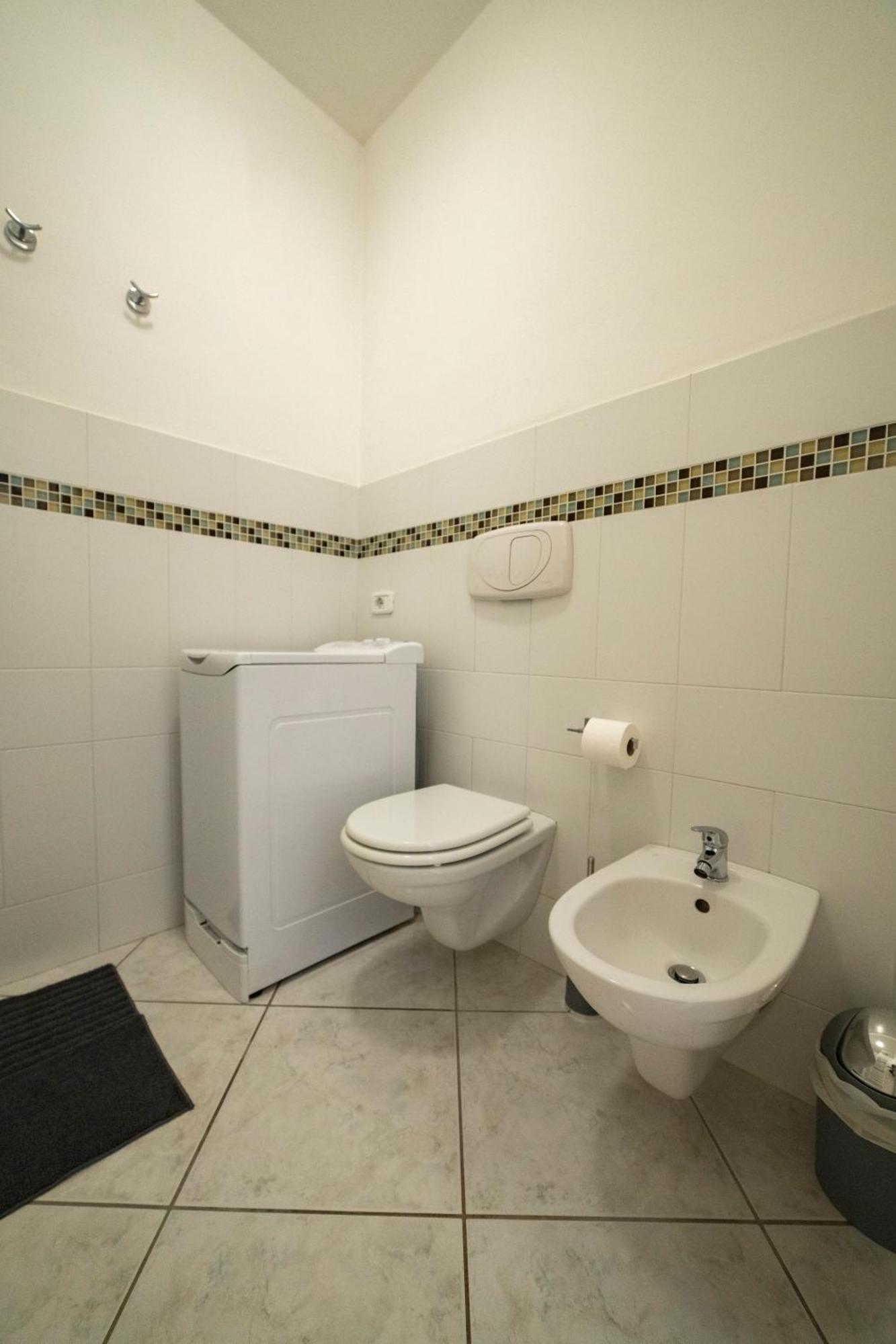 Casa Vacanze La Petite - Delizioso Bilocale A Due Passi Da Centro E Mare Porto Recanati Eksteriør billede